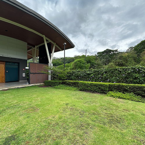 The Green 360 virtual tour cover