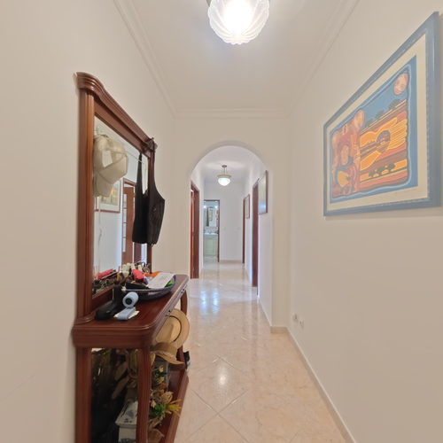 Bob &amp; Meg C 360 virtual tour cover